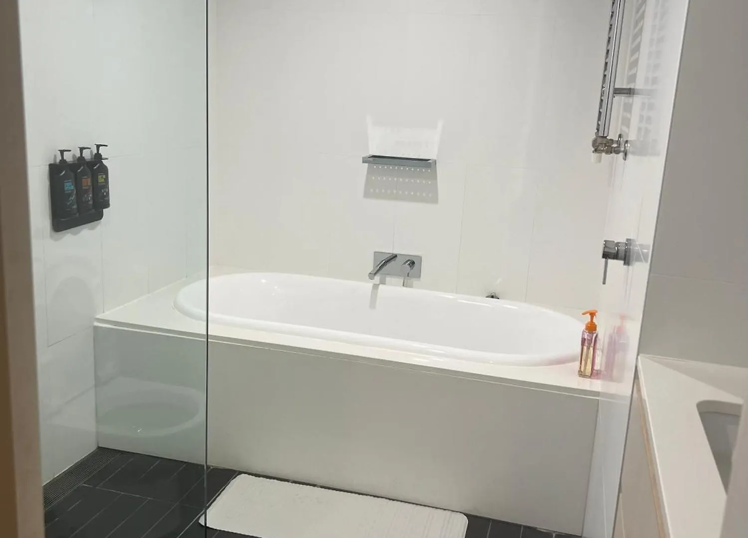 2 Bedroom Apartment Eco Living At Nishi كنبرا أستراليا